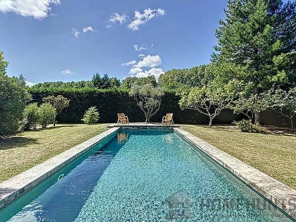 5 Bedroom Villa/House in St Remy De Provence 9