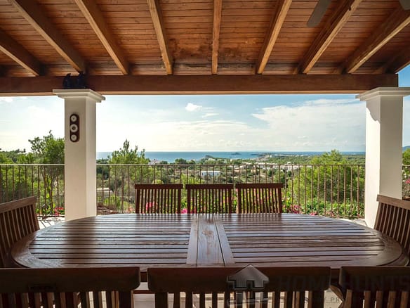 5 Bedroom Villa/House in Cala Llenya 34