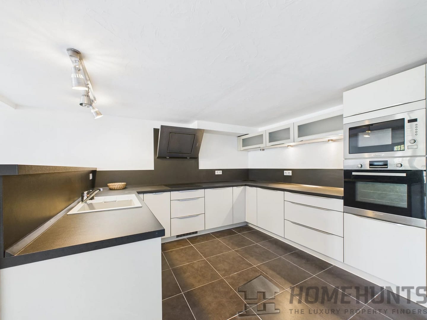 property_HH-16012671-19