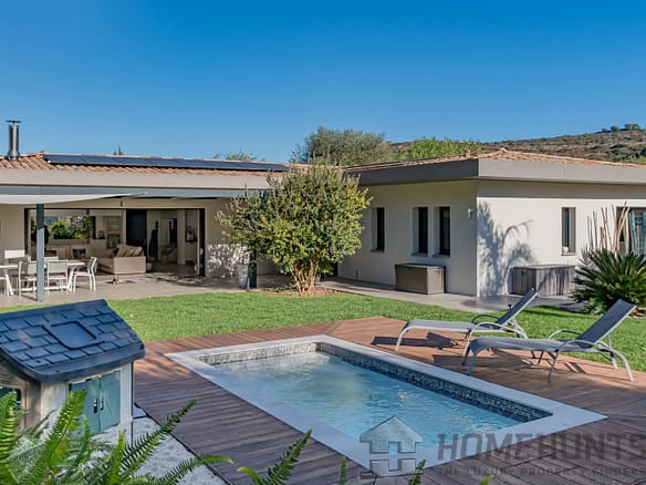4 Bedroom Villa/House in Biot 16