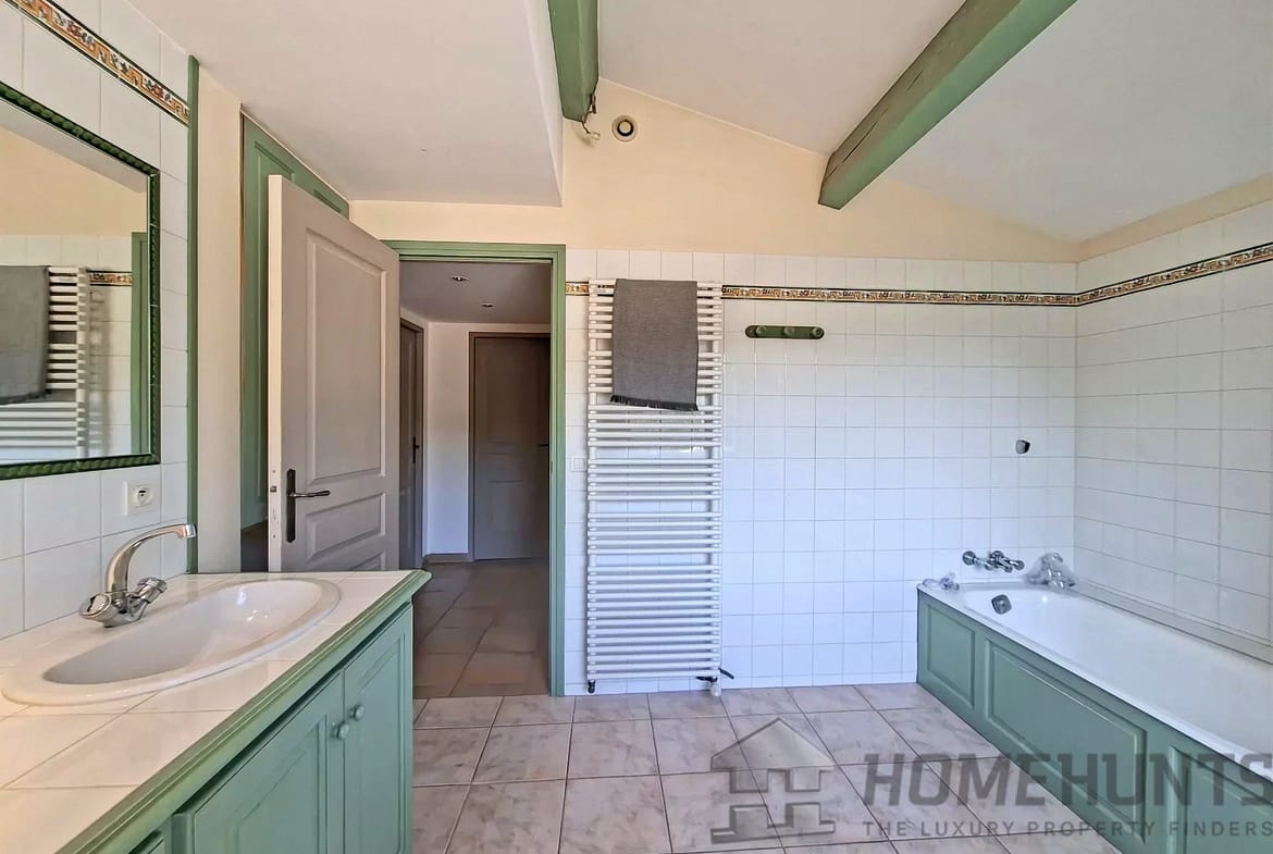 property_HH-15970574-19