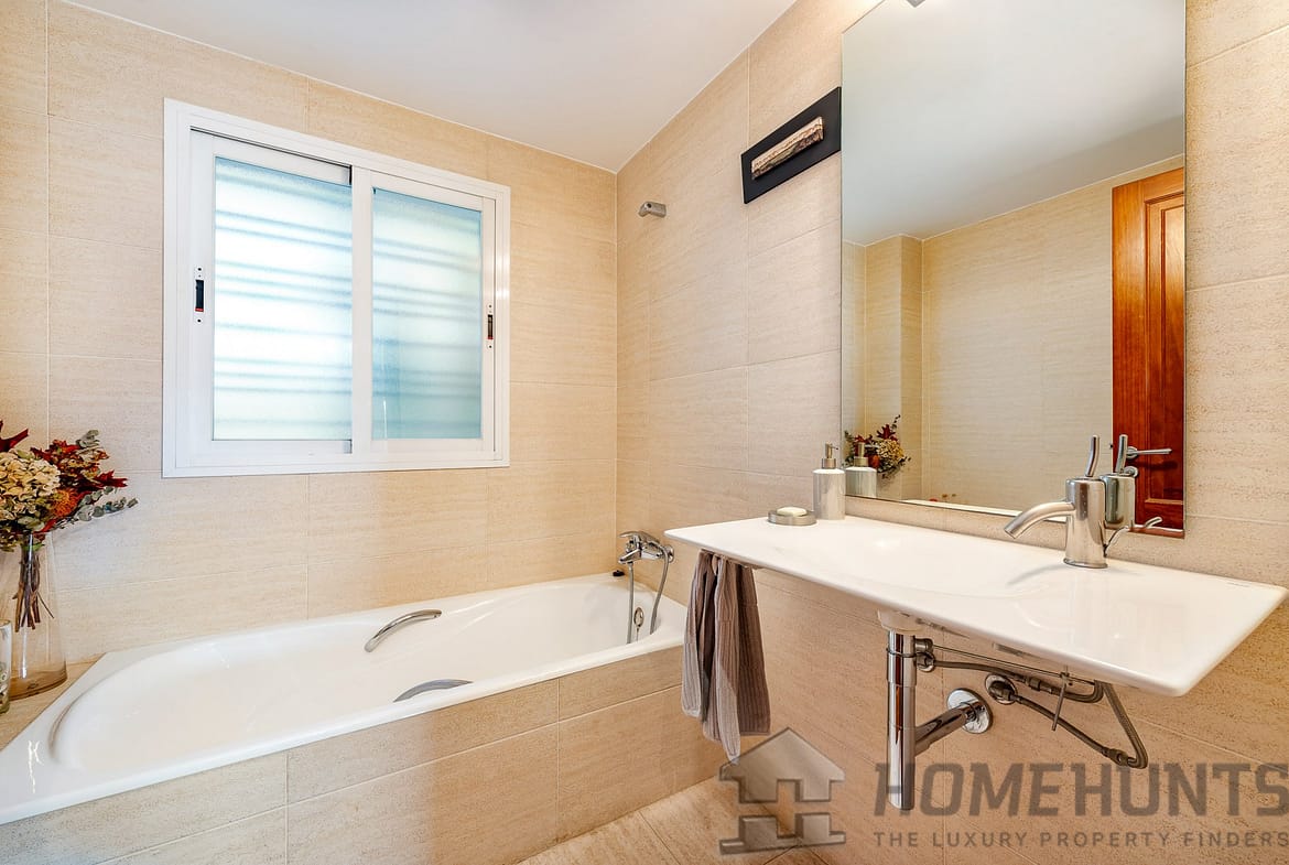 property_HH-14878206-9