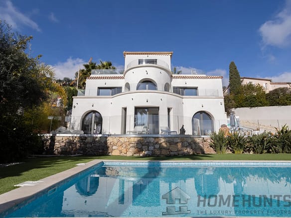 4 Bedroom Villa/House in Le Golfe Juan 3
