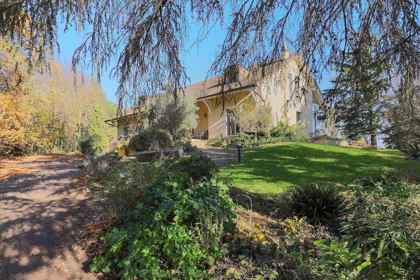 Villa/House For Sale in HH15196828