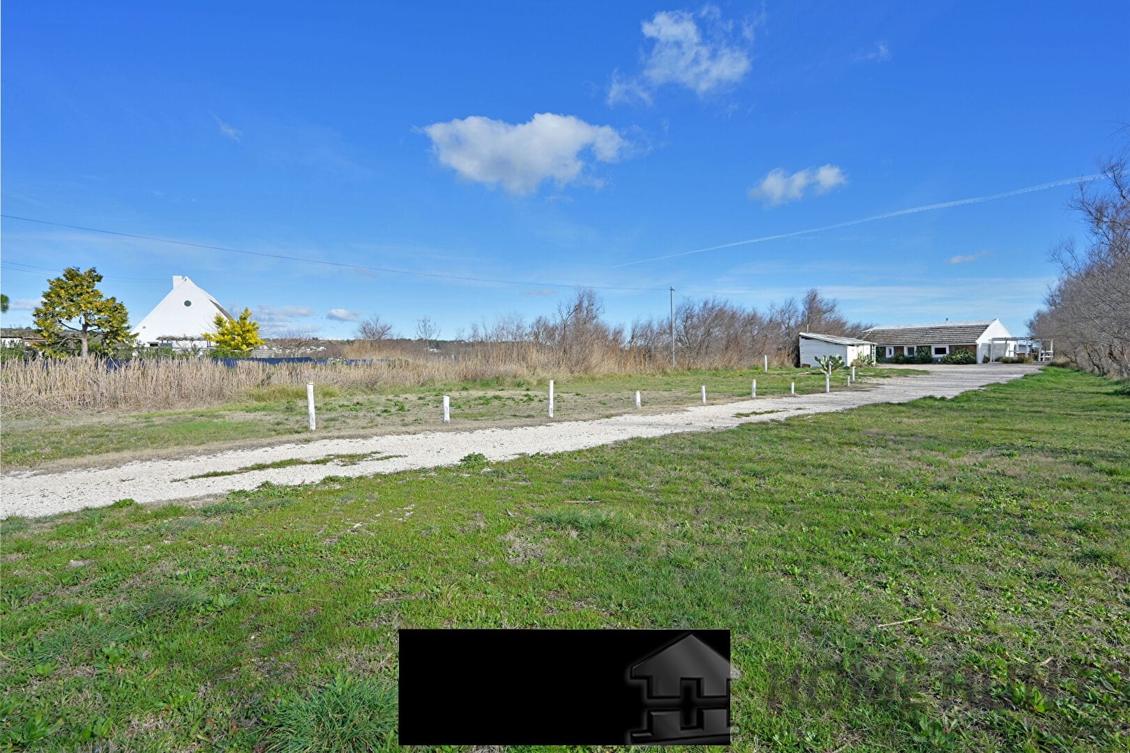 Villa/House For Sale in Bellegarde HH15298118