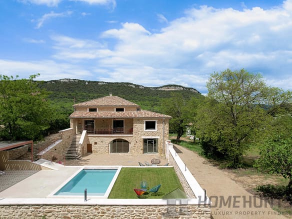5 Bedroom Villa/House in Uzes 12