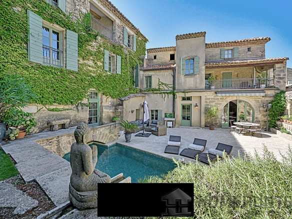 7 Bedroom Villa/House in Uzes 26