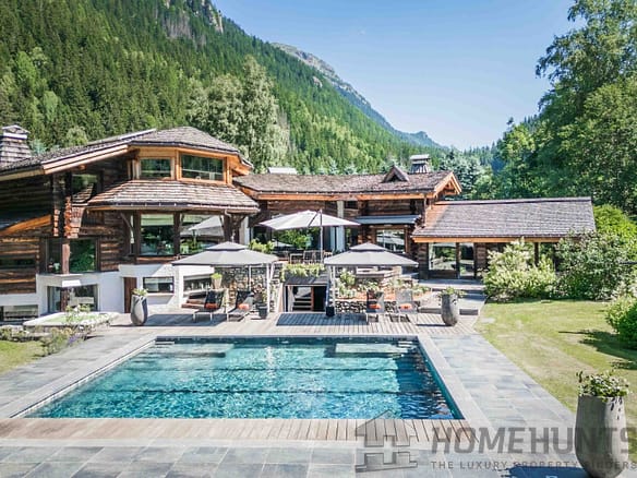 Villa/House For Sale in Chamonix 5