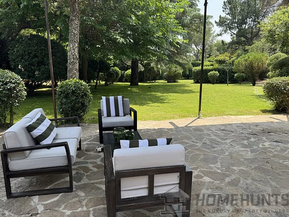 3 Bedroom Villa/House in Grimaud 3