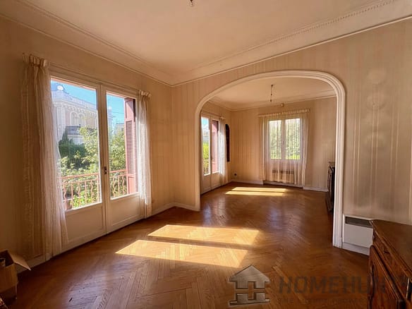 4 Bedroom Villa/House in Nice 3