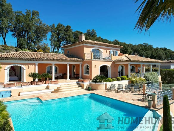 Villa/House For Sale in Ste Maxime 2