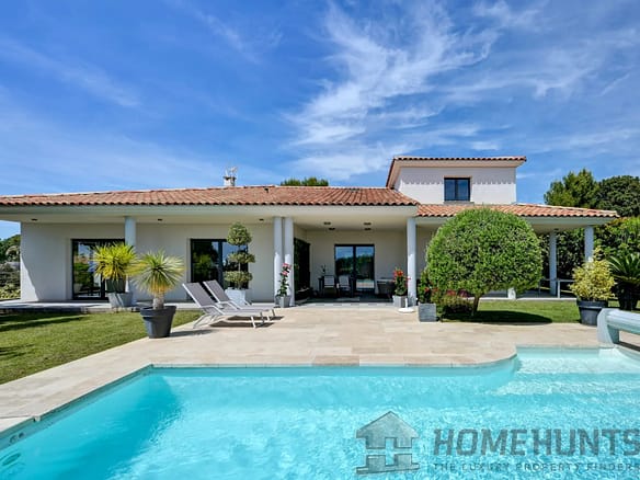 5 Bedroom Villa/House in Aix En Provence 34
