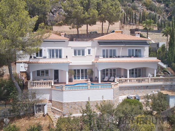 3 Bedroom Villa/House in Costa D’en Blanes 3