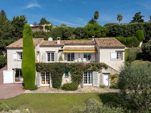 5 Bedroom Villa/House in St Paul 30