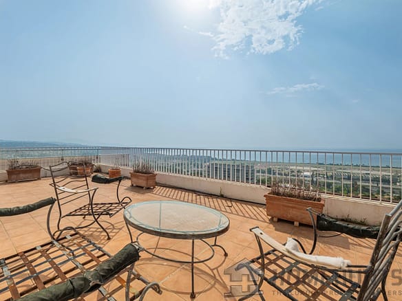 3 Bedroom Apartment in Cagnes Sur Mer 8