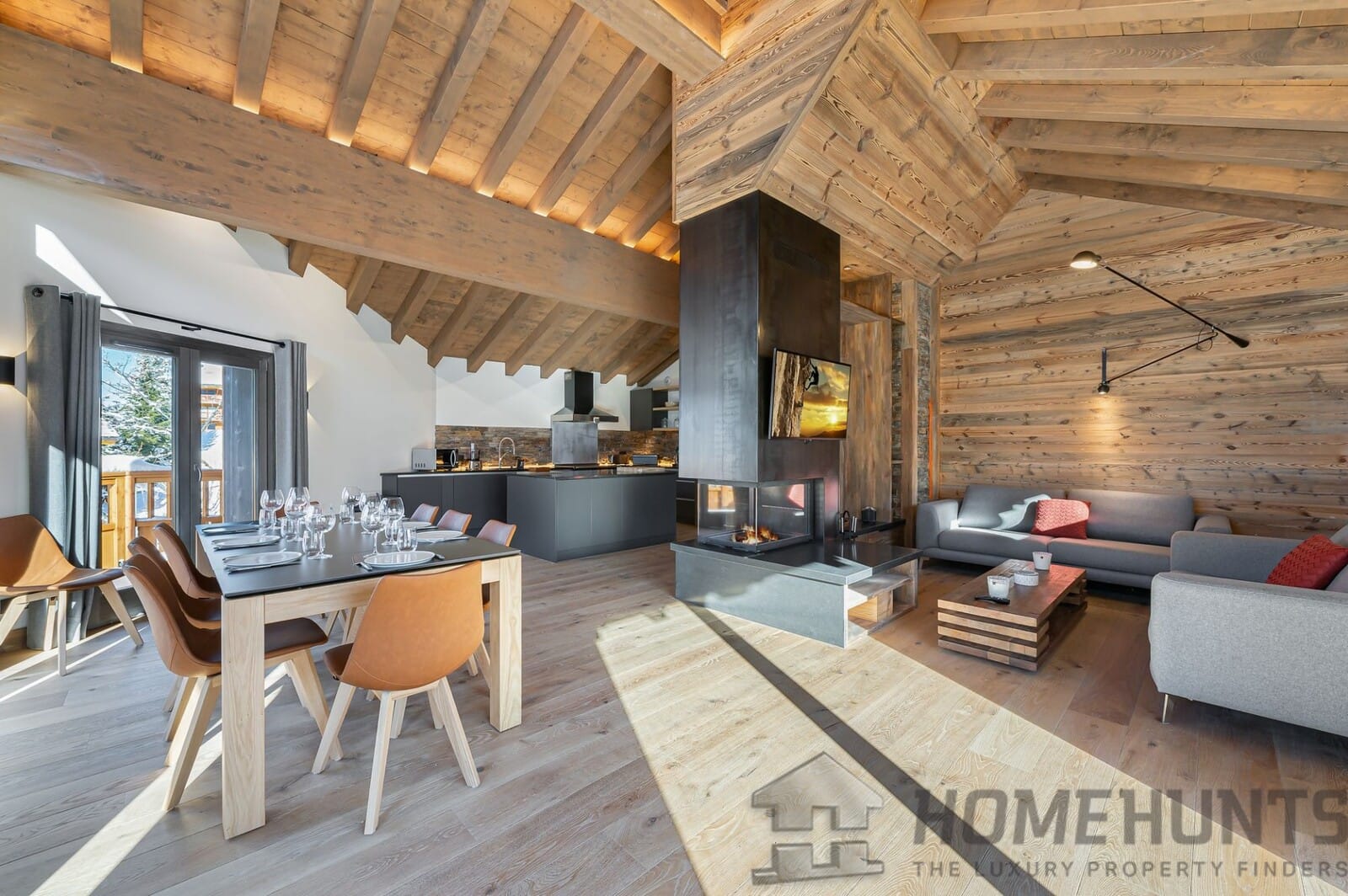 4 Bedroom Apartment in Meribel 7