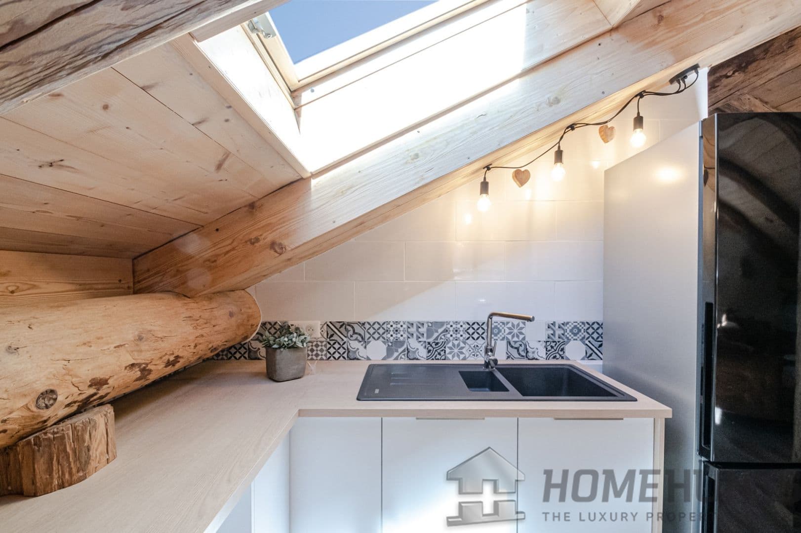 property_HH-15984997-18