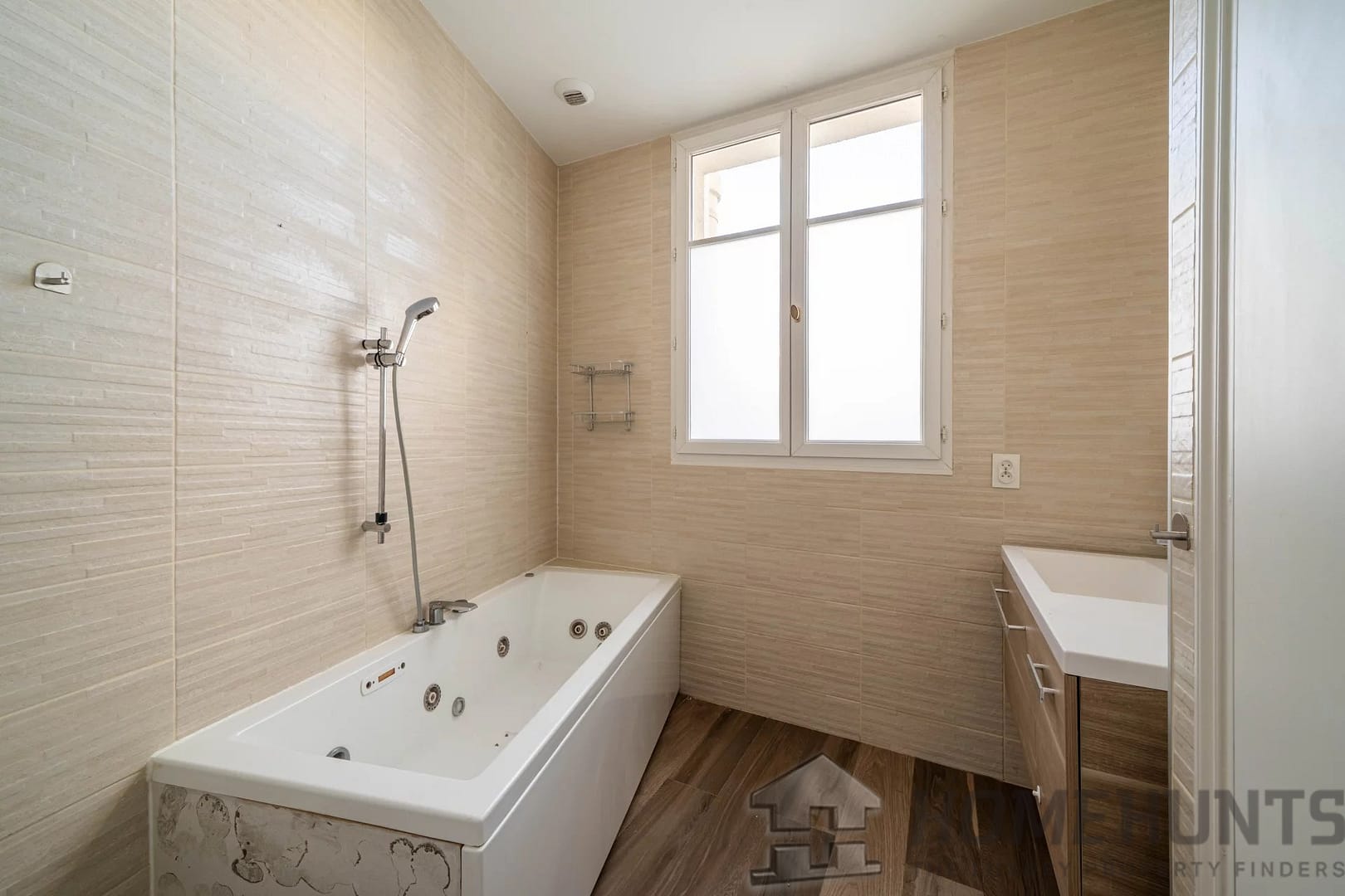 property_HH-16017655-10