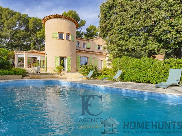 5 Bedroom Villa/House in Sanary Sur Mer 12