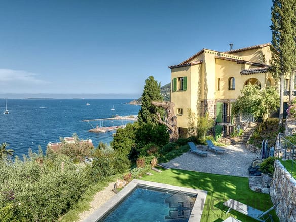 7 Bedroom Villa/House in Theoule Sur Mer 10