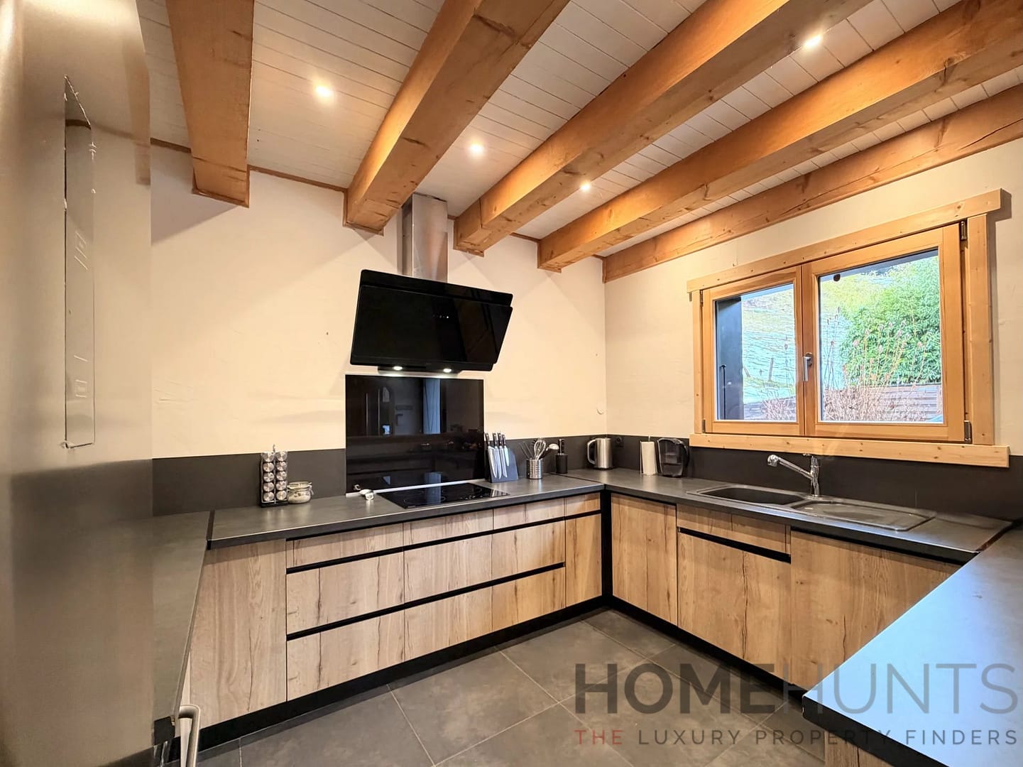 property_HH-16077877-7