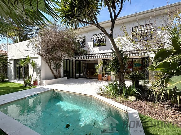 4 Bedroom Villa/House in Cannes 3