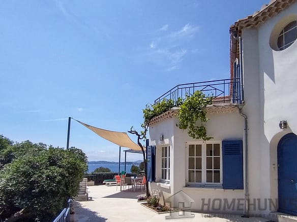 4 Bedroom Villa/House in Toulon 4