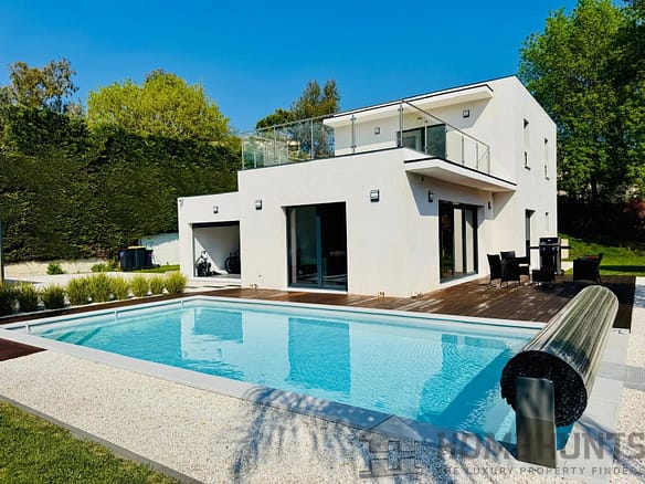 4 Bedroom Villa/House in St Paul 4