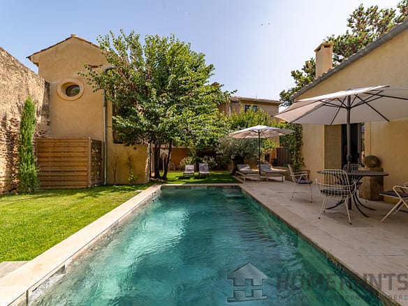 5 Bedroom Villa/House in Vers Pont Du Gard 6