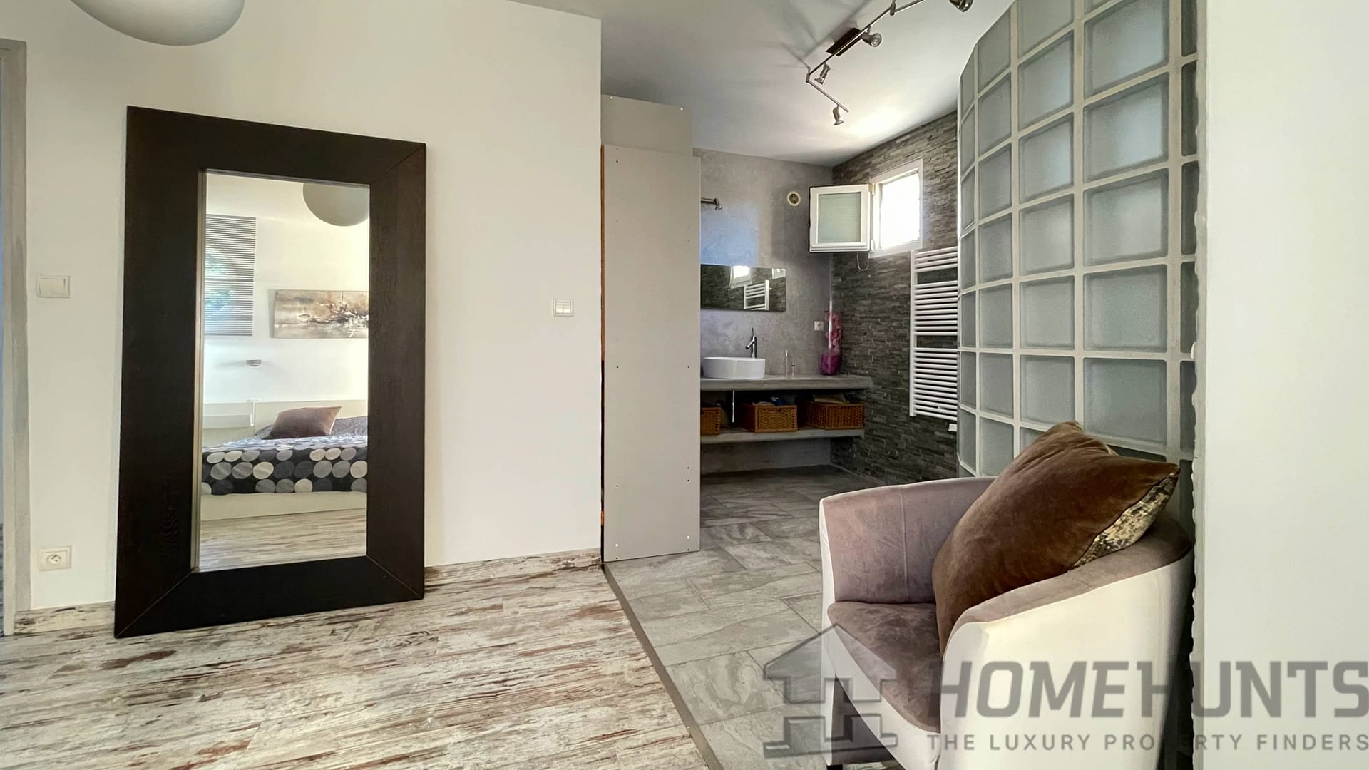 property_HH-15973846-27