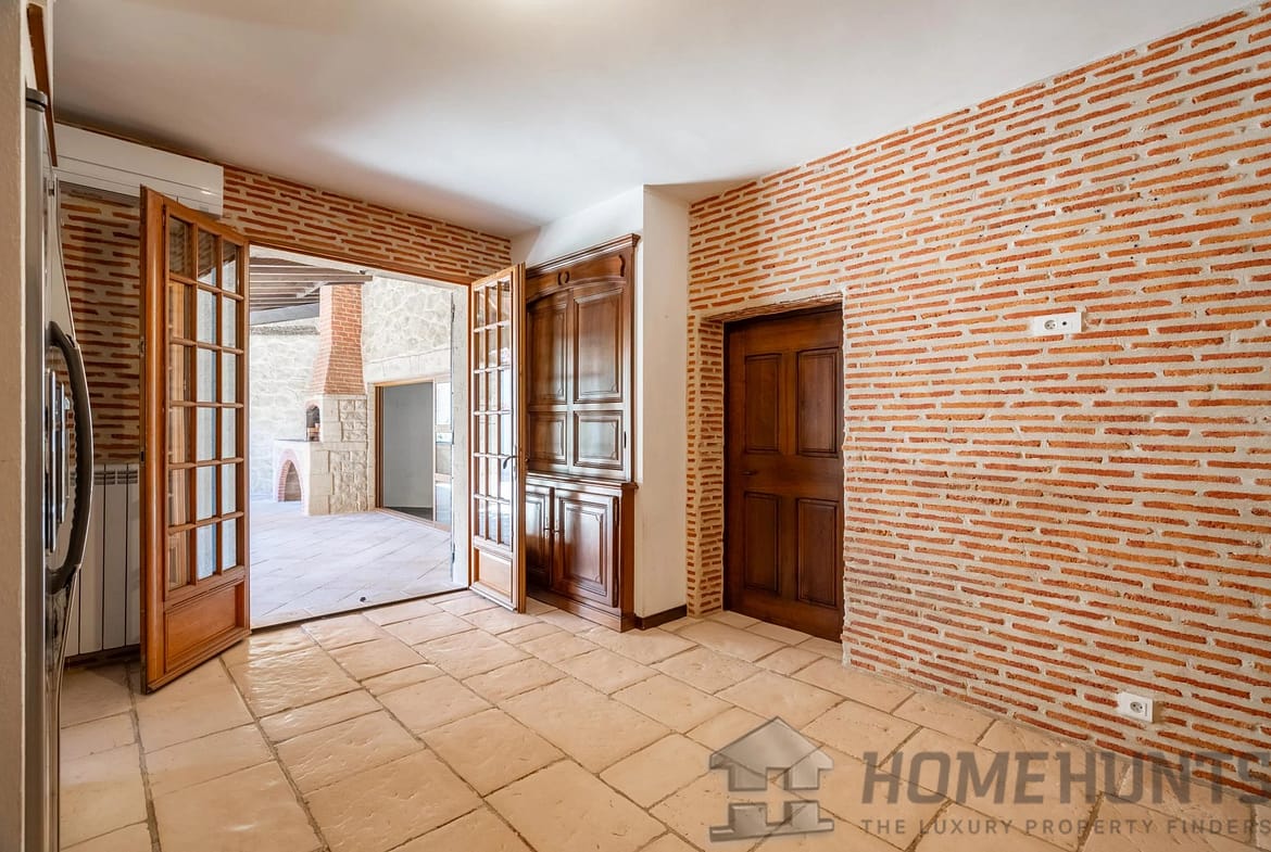 property_HH-15967081-8