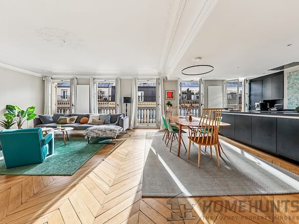 Apartment For Sale in Paris 8th (Golden Triangle - Parc Monceau) 5