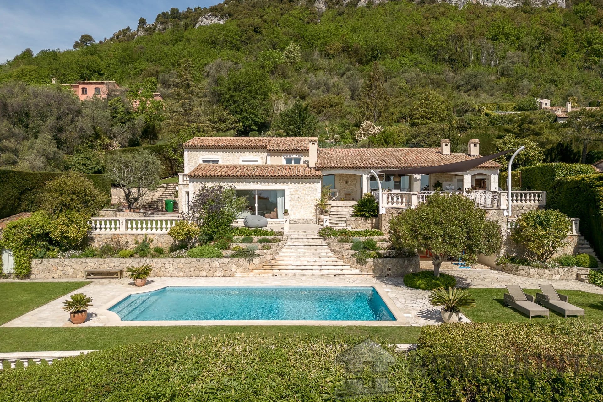 Villa/House For Sale in Tourrettes Sur Loup 21