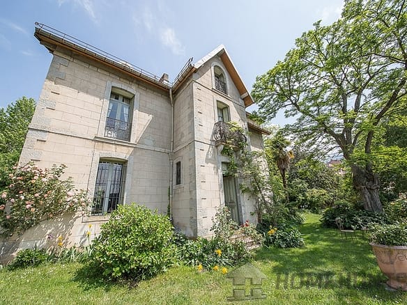 Villa/House For Sale in Perpignan 13