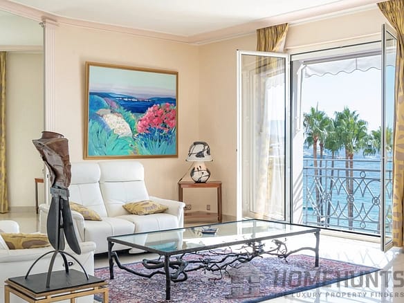 Apartment For Sale in Cannes 7