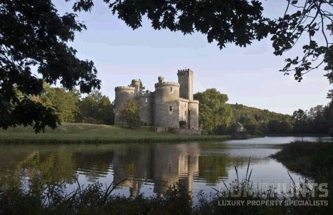 5 Must See Luxury Chateaux in Poitou Charentes (And They Are All For Sale) 1