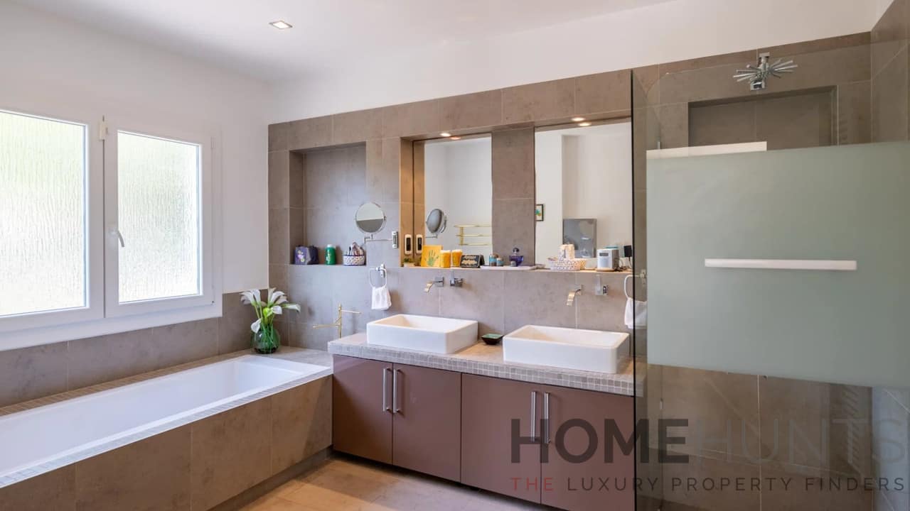 property_HH-16059947-10