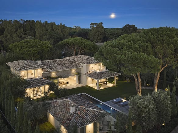 Villa/House For Sale in Saint Tropez 4