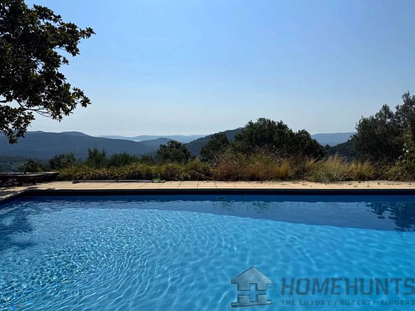 4 Bedroom Villa/House in La Garde Freinet 9