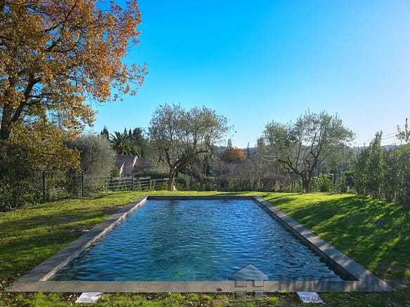 4 Bedroom Villa/House in Valbonne 8