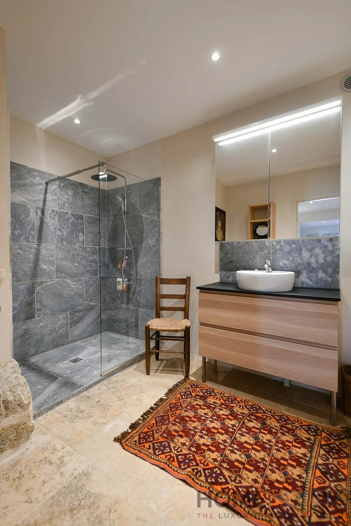 property_HH-16166229-11