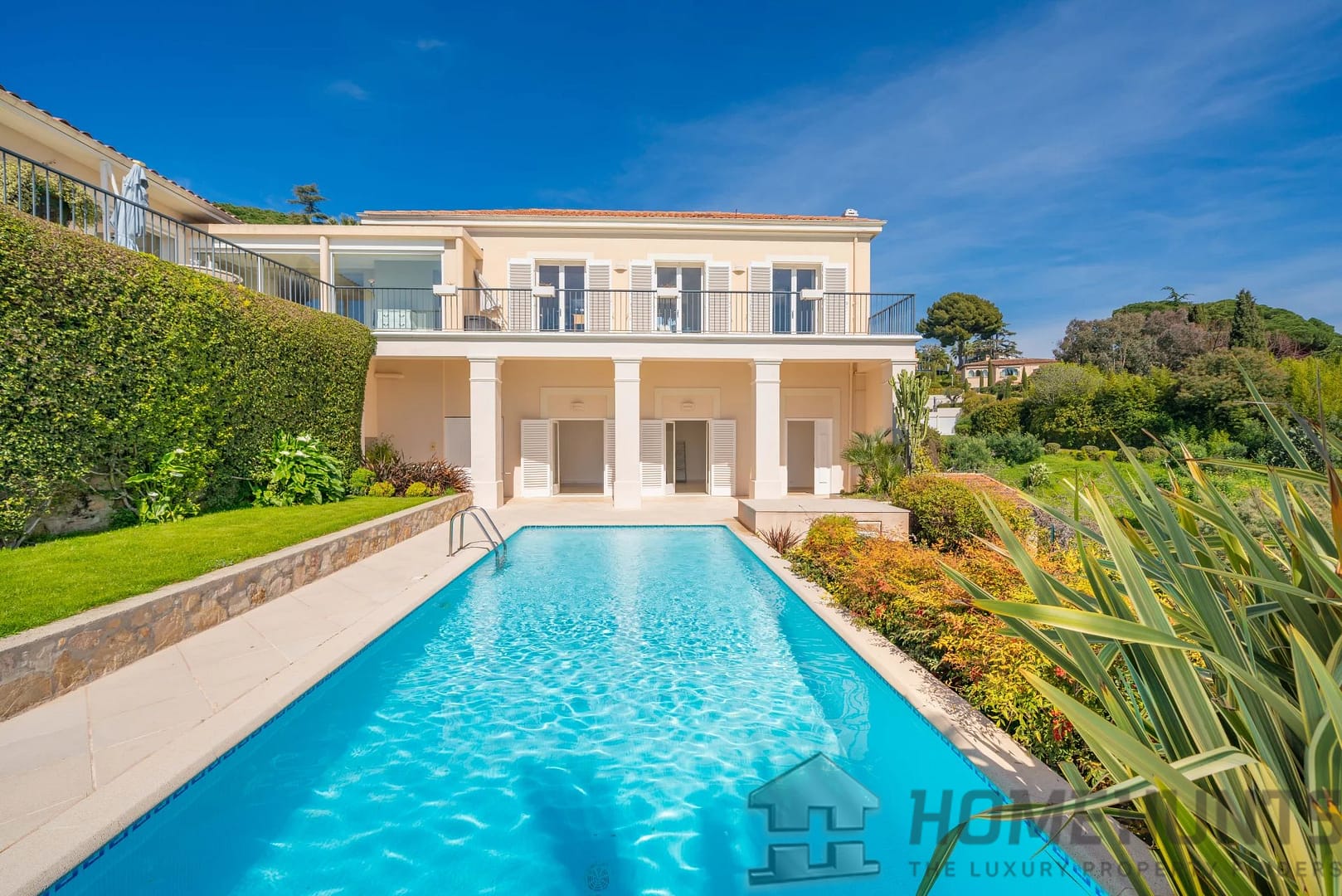 4 Bedroom Villa/House in Cannes 17