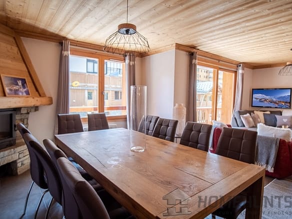 5 Bedroom Apartment in Val Thorens 16