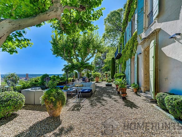 7 Bedroom Villa/House in Aix En Provence 16