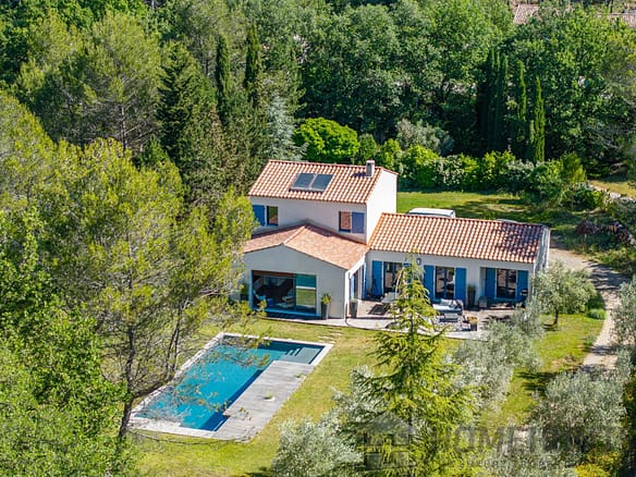 5 Bedroom Villa/House in Aix En Provence 28
