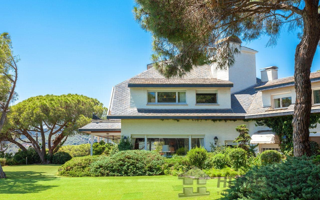 Villa/House For Sale in Cabrils HH14683034