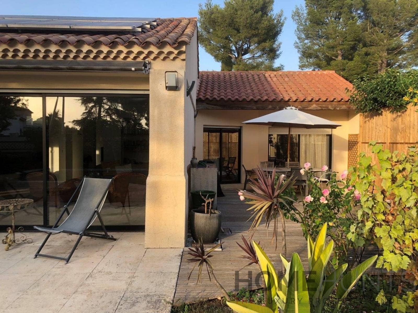 Villa/House For Sale in Cassis HH14759153