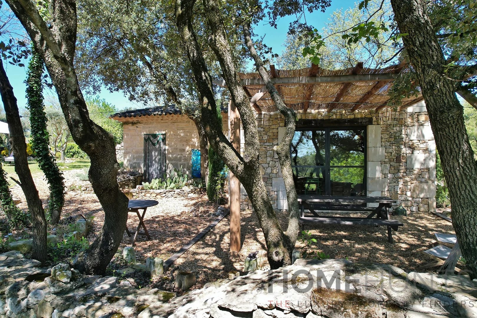 property_HH-16152011-16