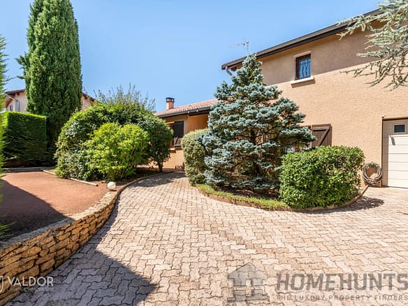 4 Bedroom Villa/House in La Tour-de-salvagny 9