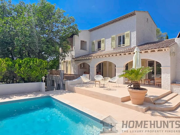 5 Bedroom Villa/House in Frejus 4